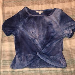 knotted shirt, tie dyed blue